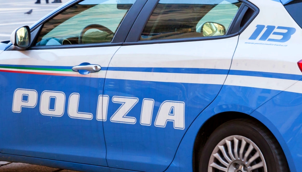 Caltanissetta: la Polizia denuncia un trentenne per furto aggravato in un supermercato.