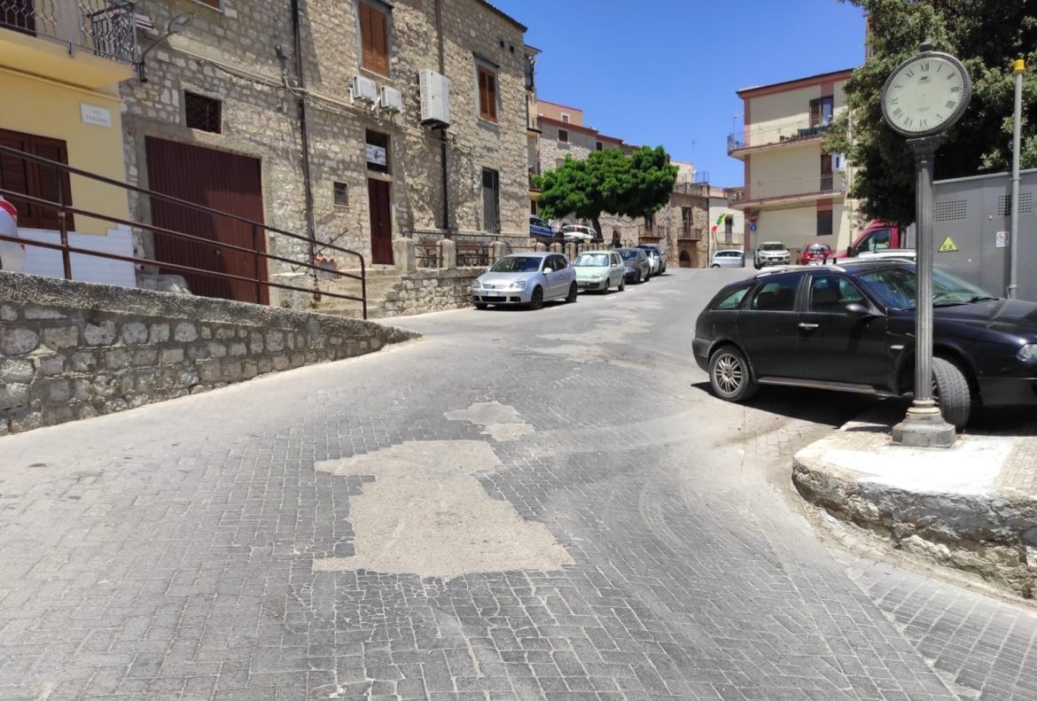 Regione, Castronovo di Sicilia: in gara il consolidamento del centro storico
