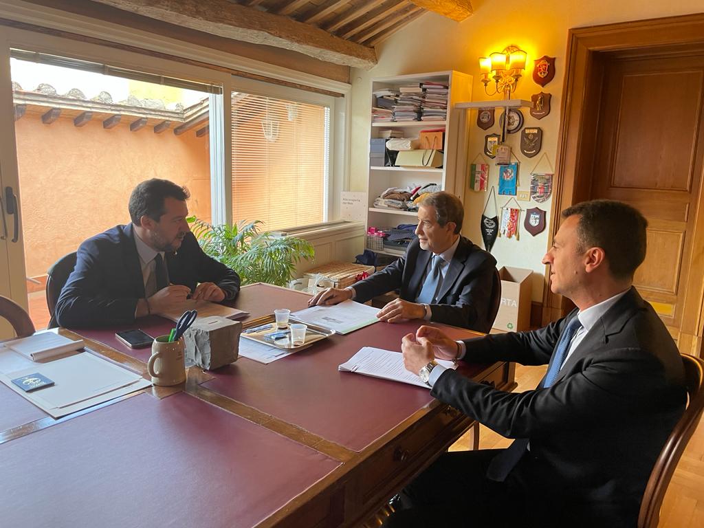 Roma, Musumeci incontra Salvini: «Ministri Lega appoggino istanze Regione»