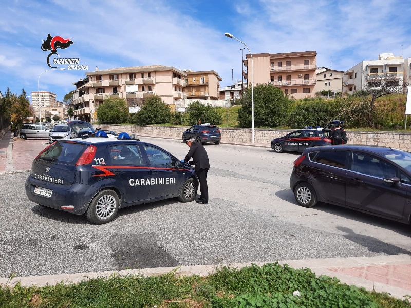 Noto, i carabinieri denunciano un uomo per trasporto di materiale ferroso