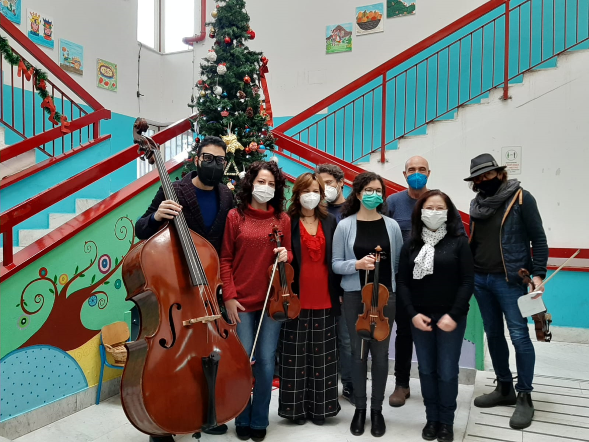 Catania, Natale “omnicomprensivo” e “curricolo verticale” L’Istituto Grazia Deledda  e il Liceo  Turrisi Colonna, insieme per il futuro