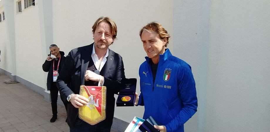 Calcio, l’assessore Messina riceve la Nazionale: «Grazie Figc, Palermo è stata una scelta d’amore»