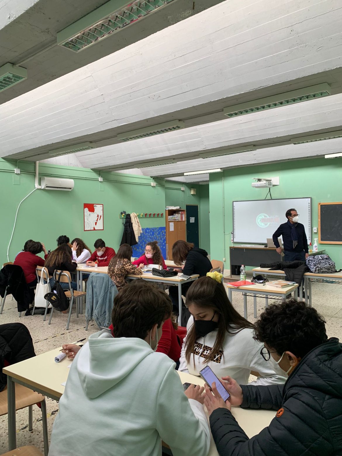 Lentini, all’Istituto “Vittorini-Gorgia”, terzo incontro del Pcto nella classe IVF: trucchi per una comunicazione efficace e deontologia