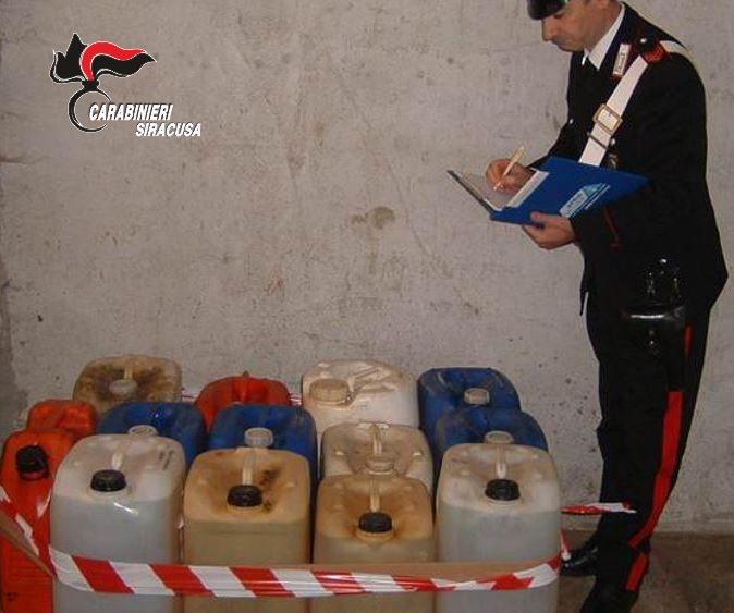 Rubava gasolio dal sebatoio di un pullman dell’Ast nel parcheggio “Latina”a Carlentini, i carabinieri arrestato un lentinese