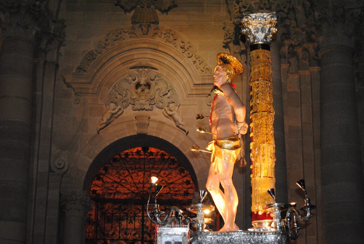 Siracusa in festa per il Compatrono San Sebastiano: Questa sera la processione e lo spettacolo pirotecnico al Porto Grande